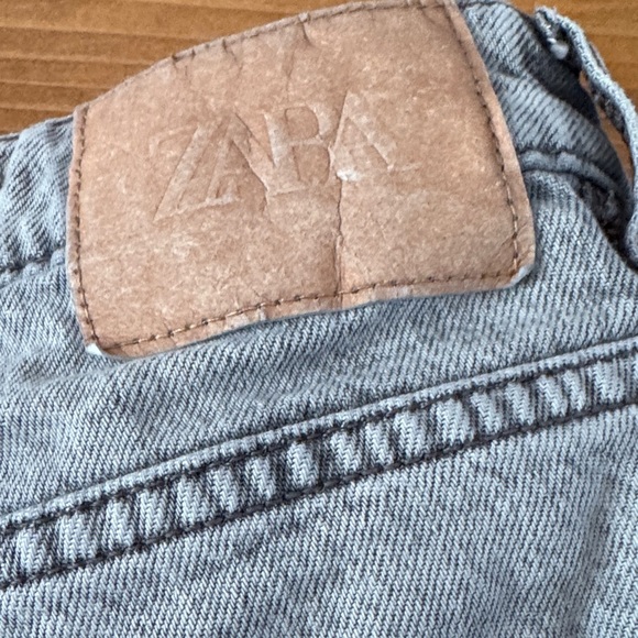 Zara Men's Straight Gray Jeans - Picture 8 of 9